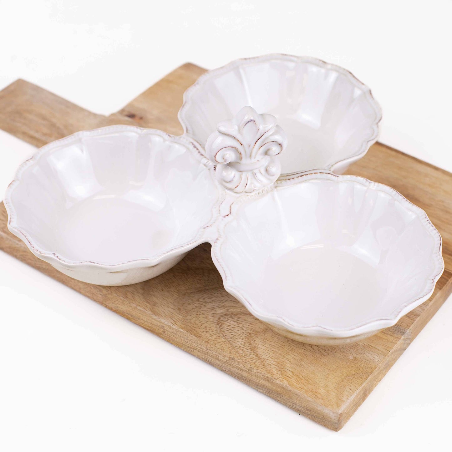 Fleur de Lis Tri Server