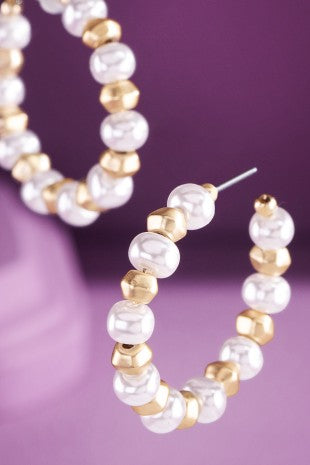 Pearl & Gold Hoop Earrings