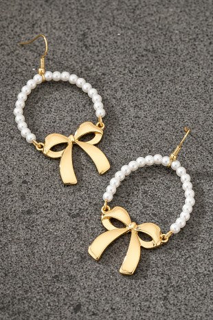 Pearl Hoop With Bow