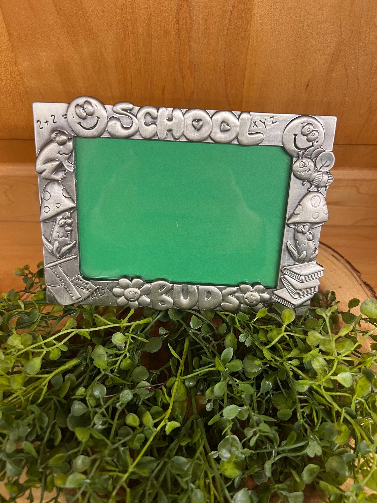 Metal Kids Frame