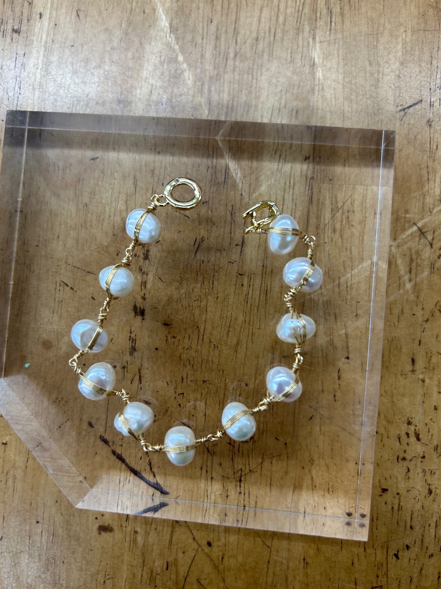 Gold wired Freshwater Pearl Bracelet