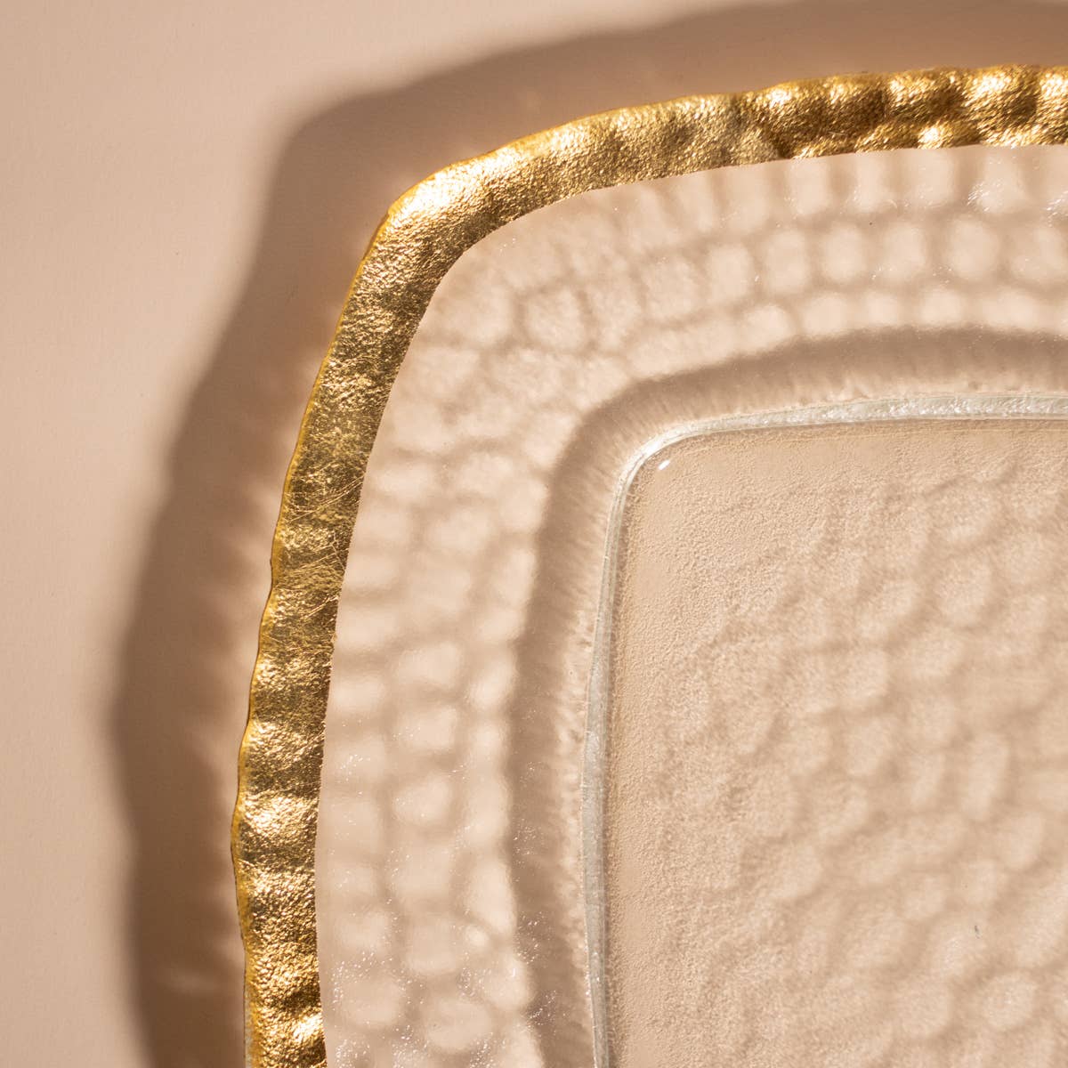 Palmer Textured Glass Plate   Clear/Gold   12.25x12.25