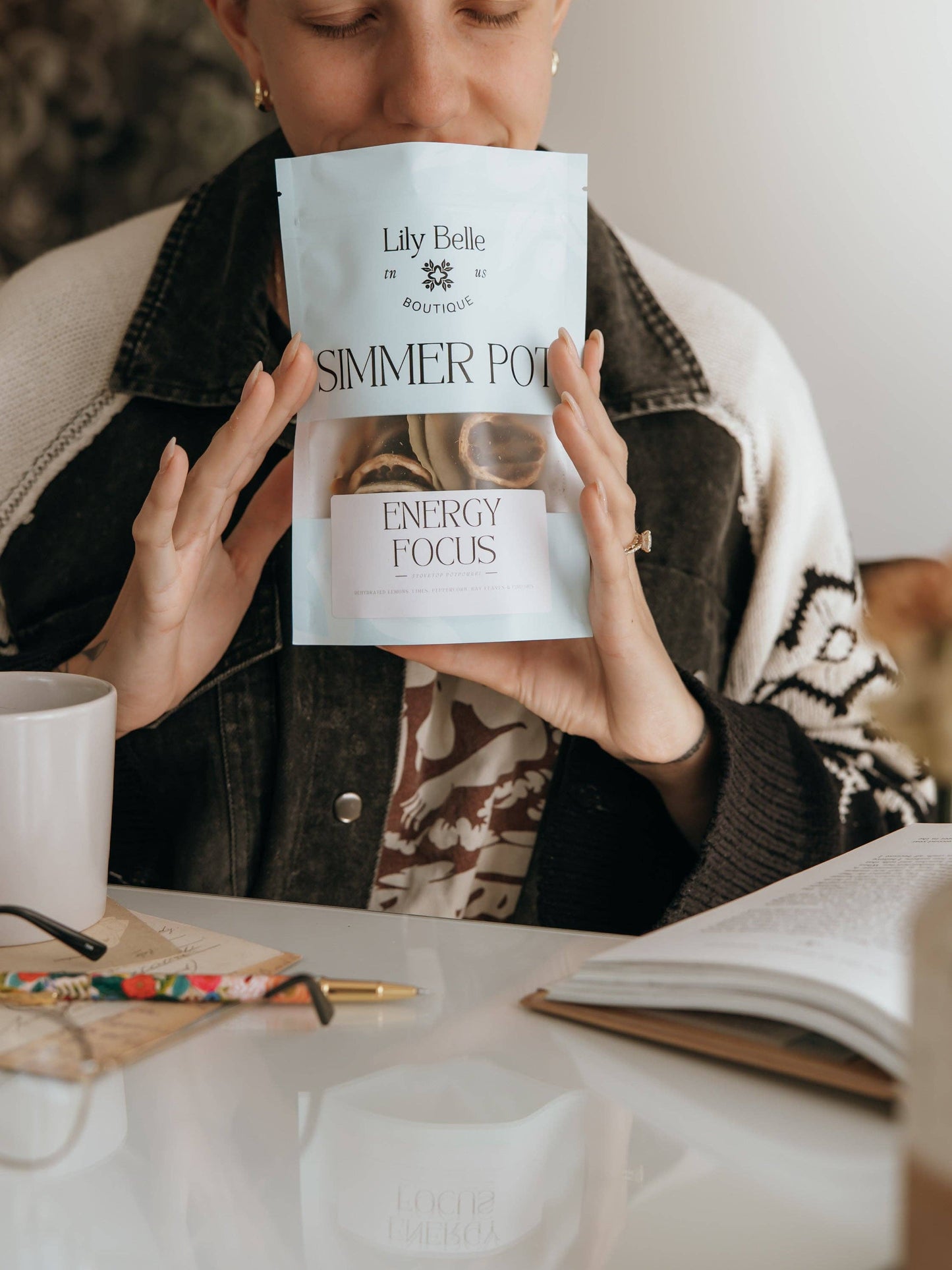 Energy Focus Simmer Pot | Lemon Lime Peppercorn Bay Leaves